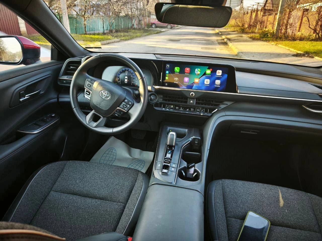 TOYOTA Crown (2023) photo 5