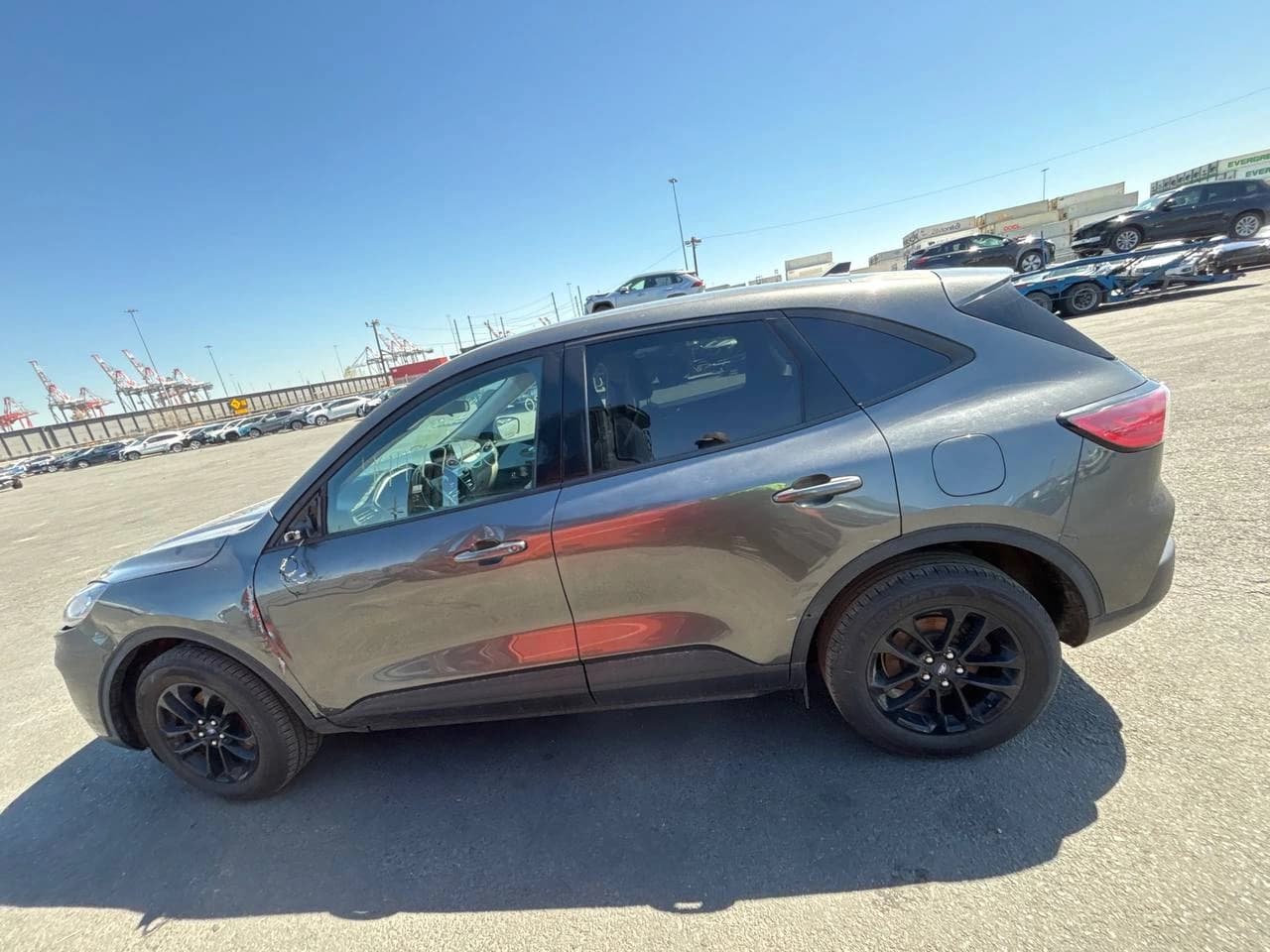 FORD Escape (2020) photo 2