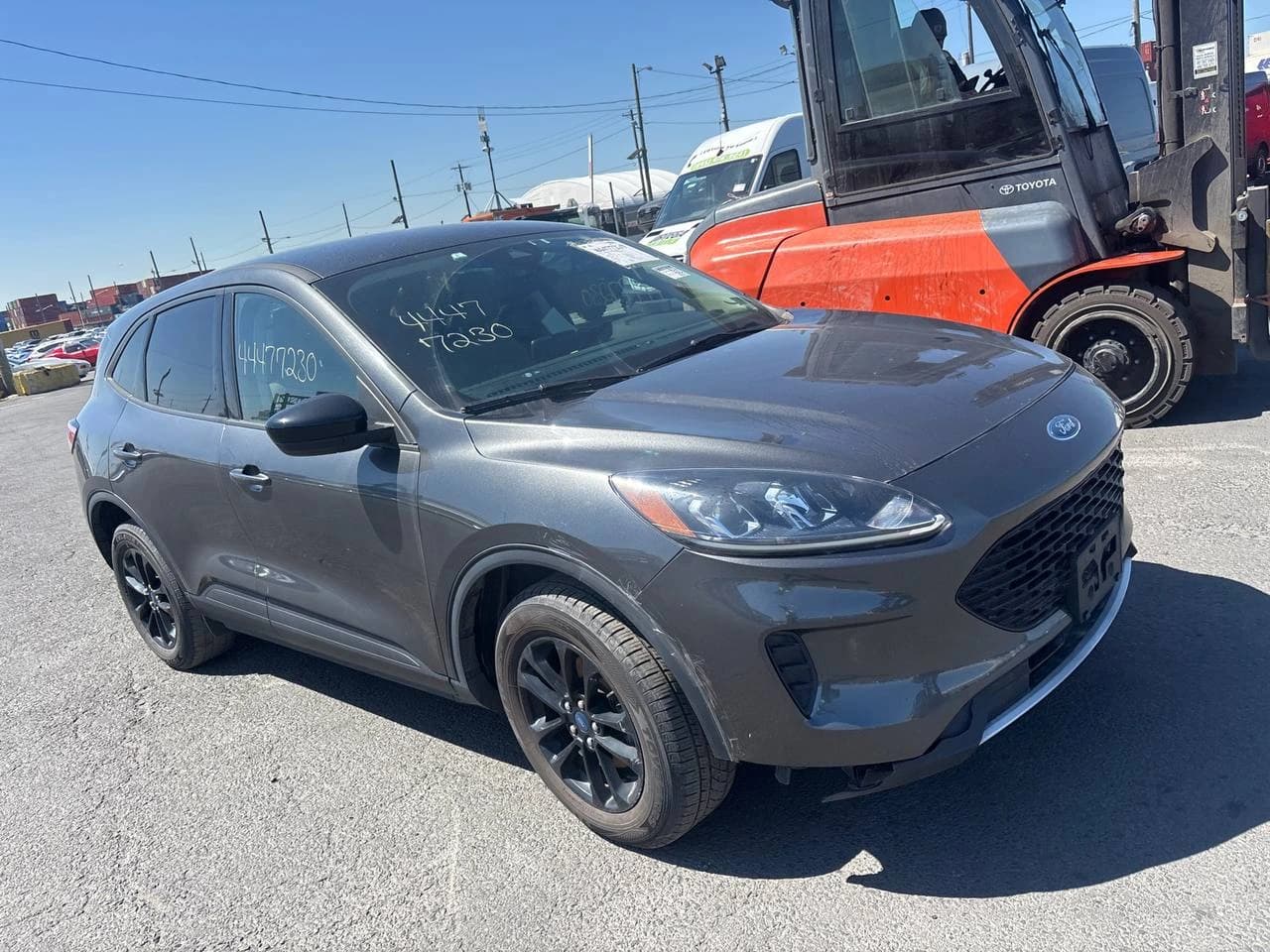 FORD Escape (2020) photo 3