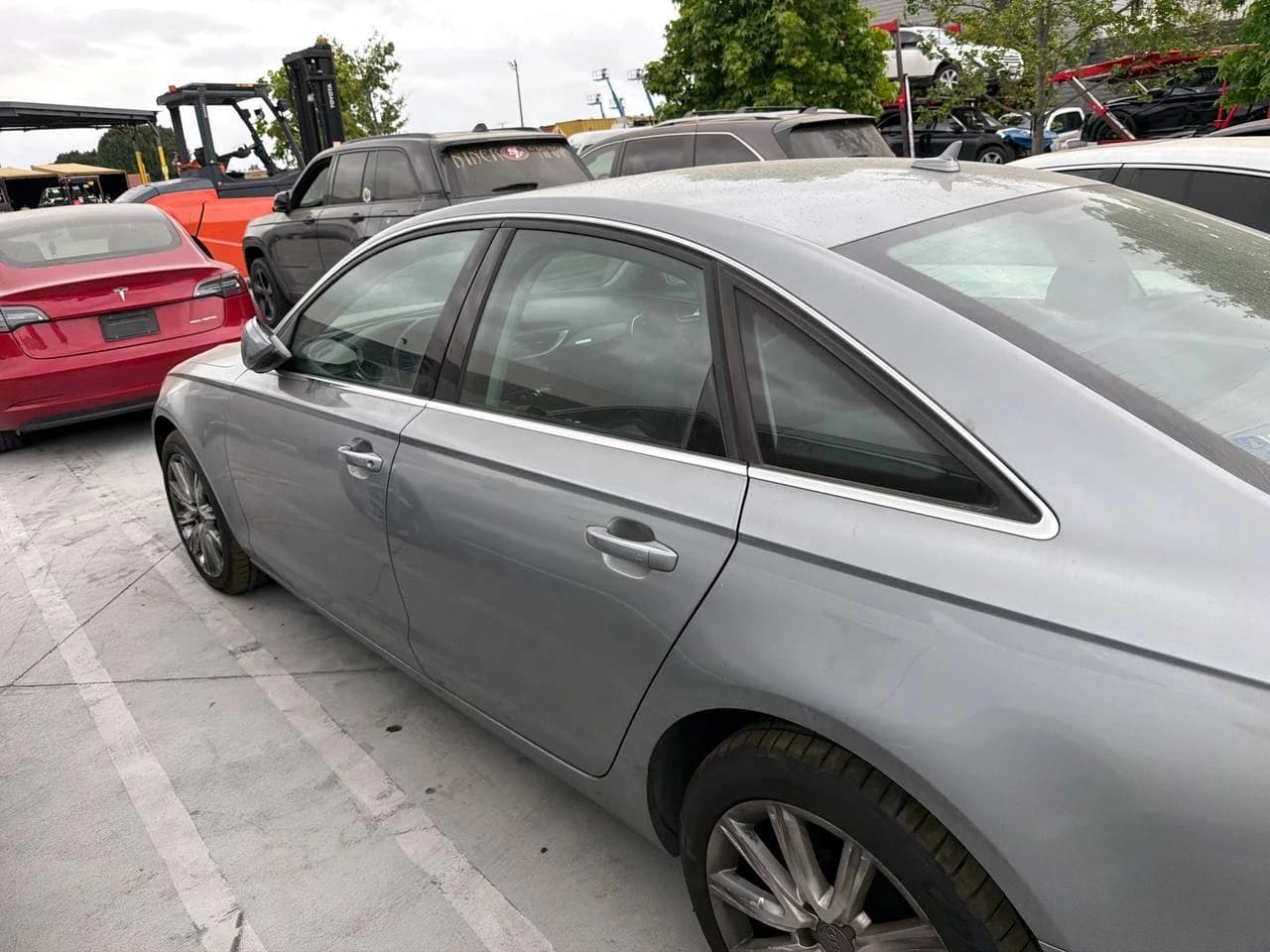AUDI A6 (2014) photo 2