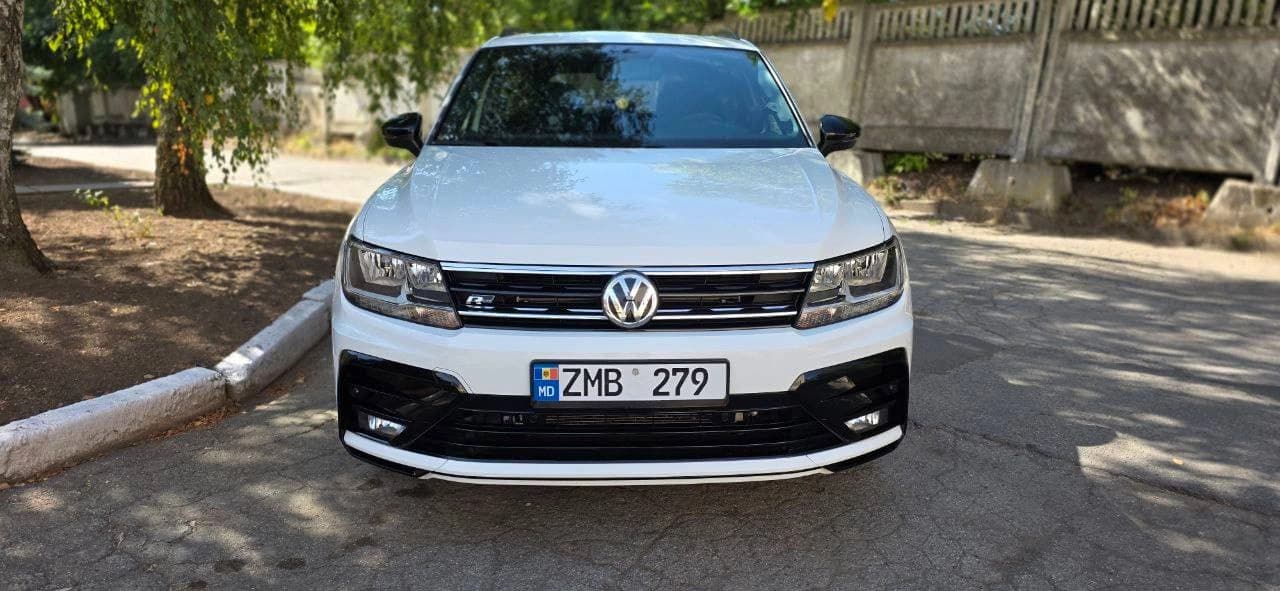 VOLKSWAGEN Tiguan (2019)